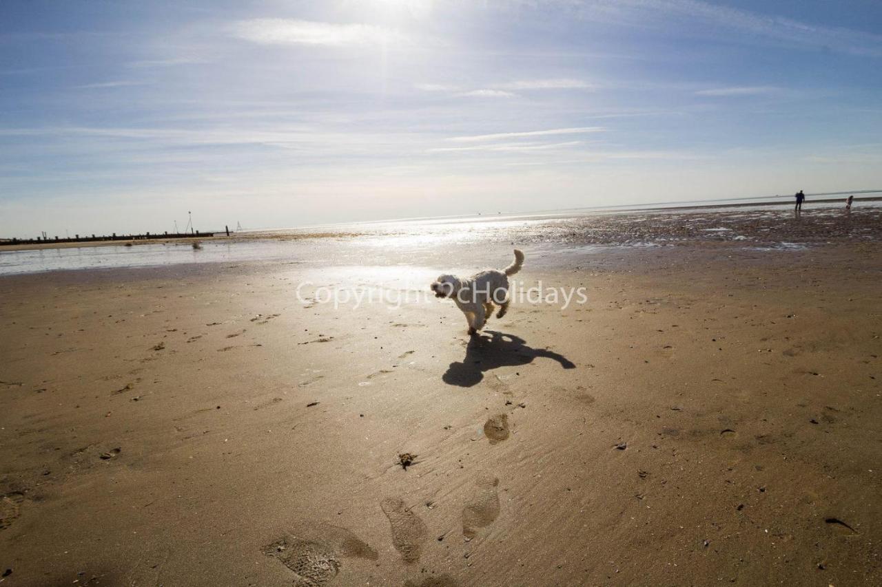 6 Berth Pet Friendly Caravan In Hunstanton By The Beach Ref 13001L Exterior photo